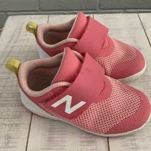 EUC NB wife toddler sneakers